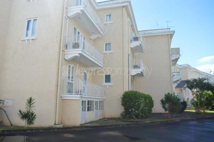 Well Equipped Peaceful 3 Bedroom Apartment Flic en Flac ภายนอก รูปภาพ